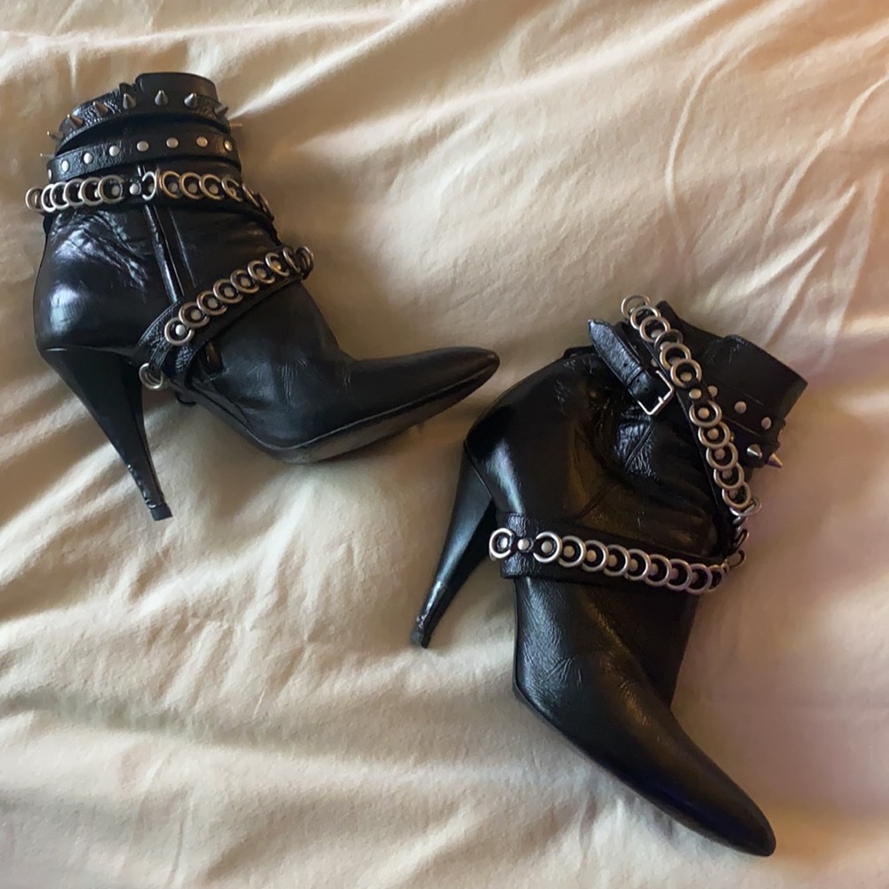 AUTHENTIC YSL BOOTS LEATHER CHAIN WRAPPED